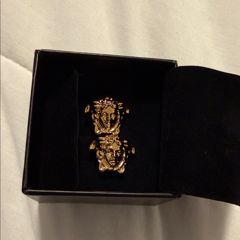 *NEW* Gold Versace cuff links’s